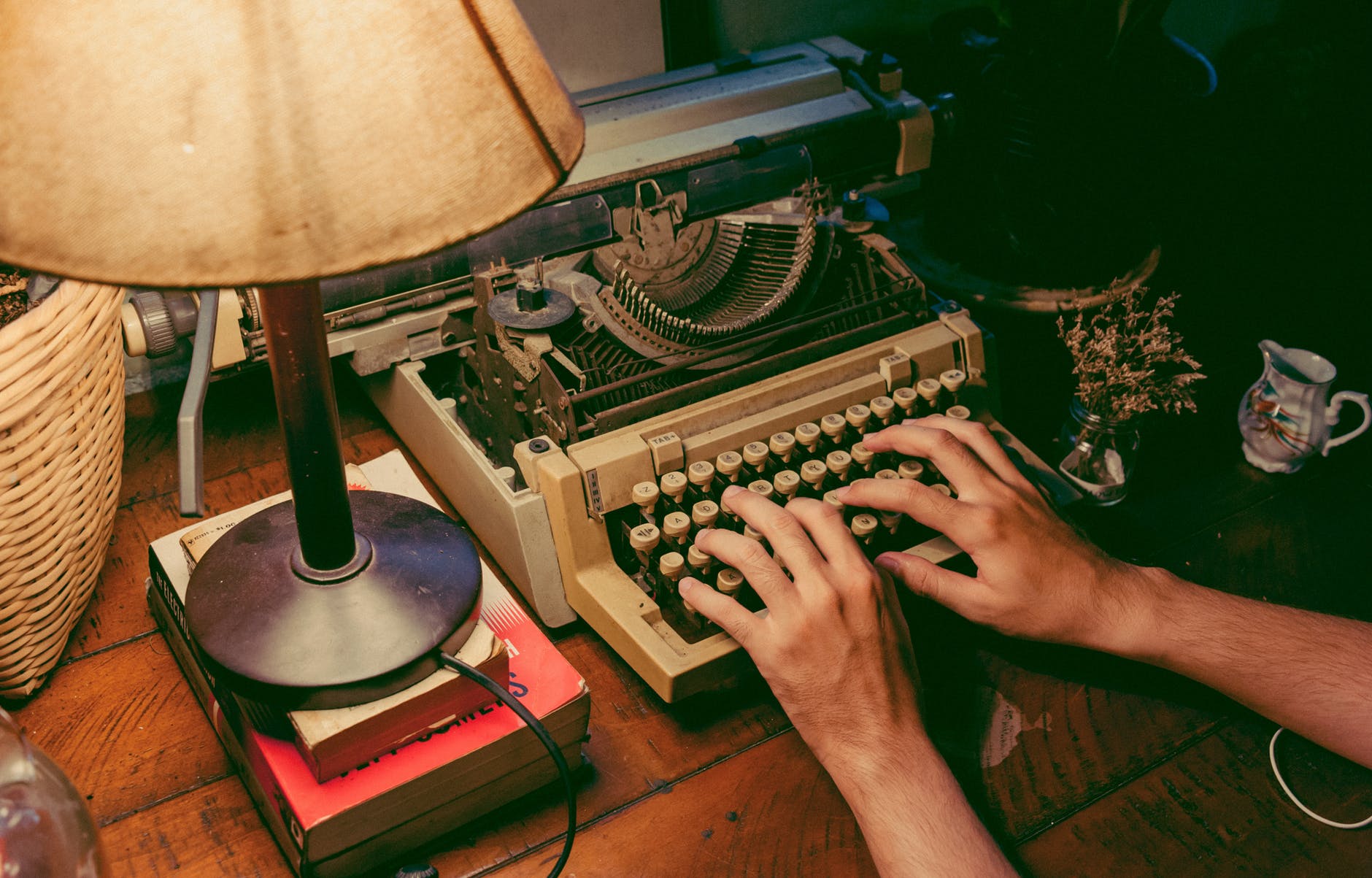scrivere